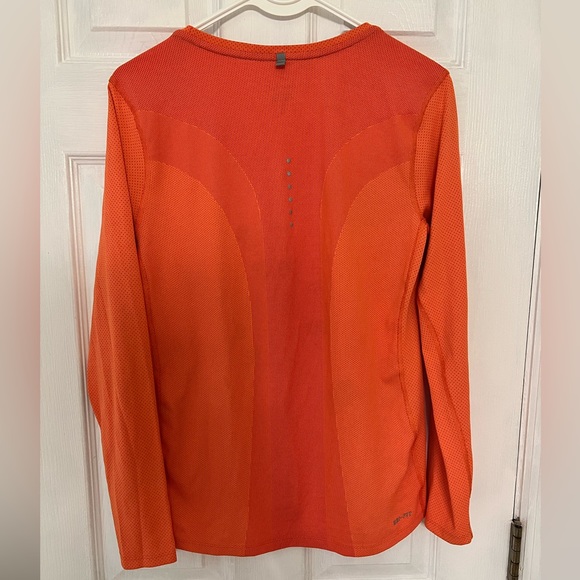 Nike Running Shirt - Picture 3 of 4